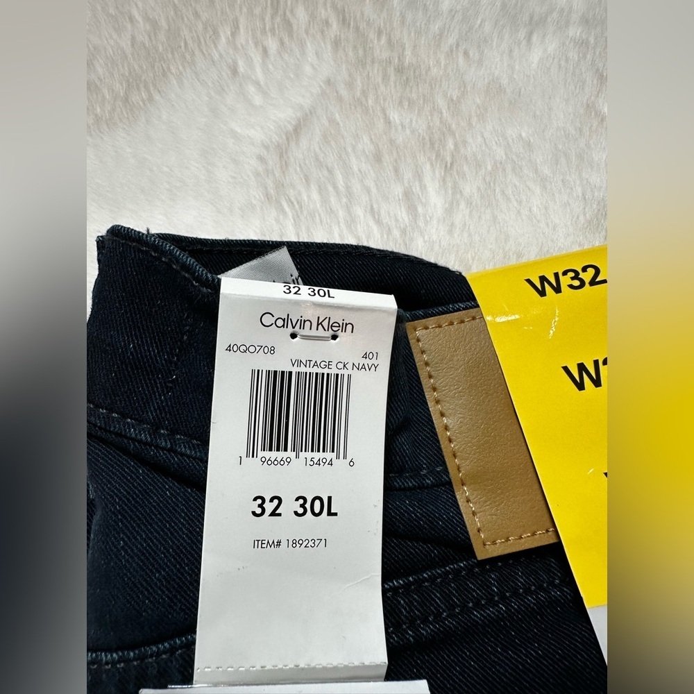 Calvin Klein Men's Navy Straight Jeans - Picture 4 of 10